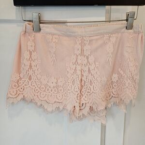 Hunkemöller lace shorts size S
